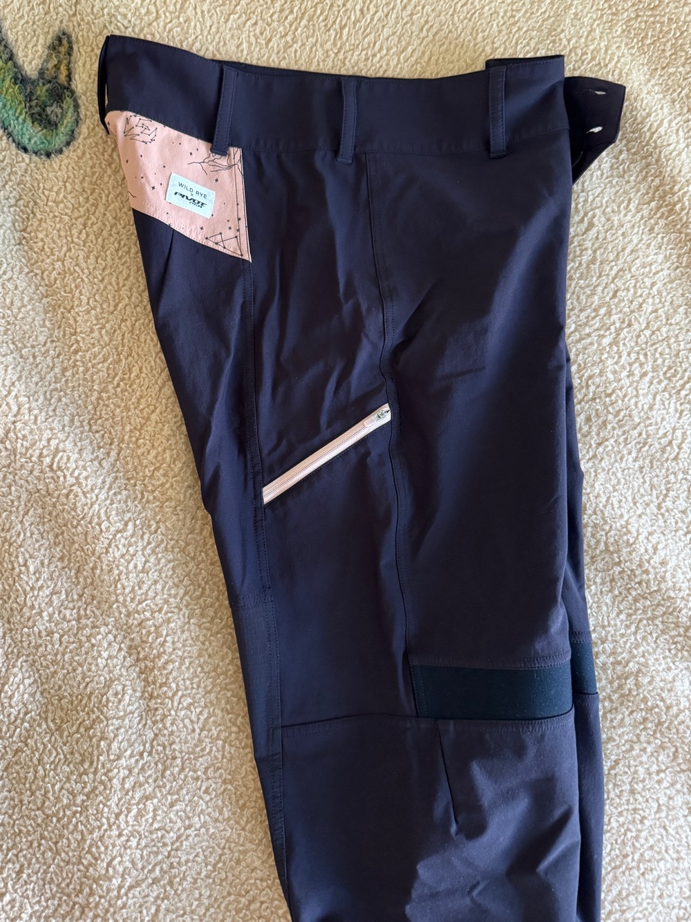 wild rye x pivot freya pant - size 8 **short inseam** - Picture 10 of 12